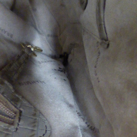 Brahmin crocodile leather crossbody shoulder bag taupe - Picture 9 of 9